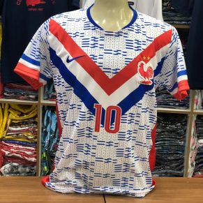 Kit com 10 Camisas de Times no Atacado – Qualidade e Melhor Preço!